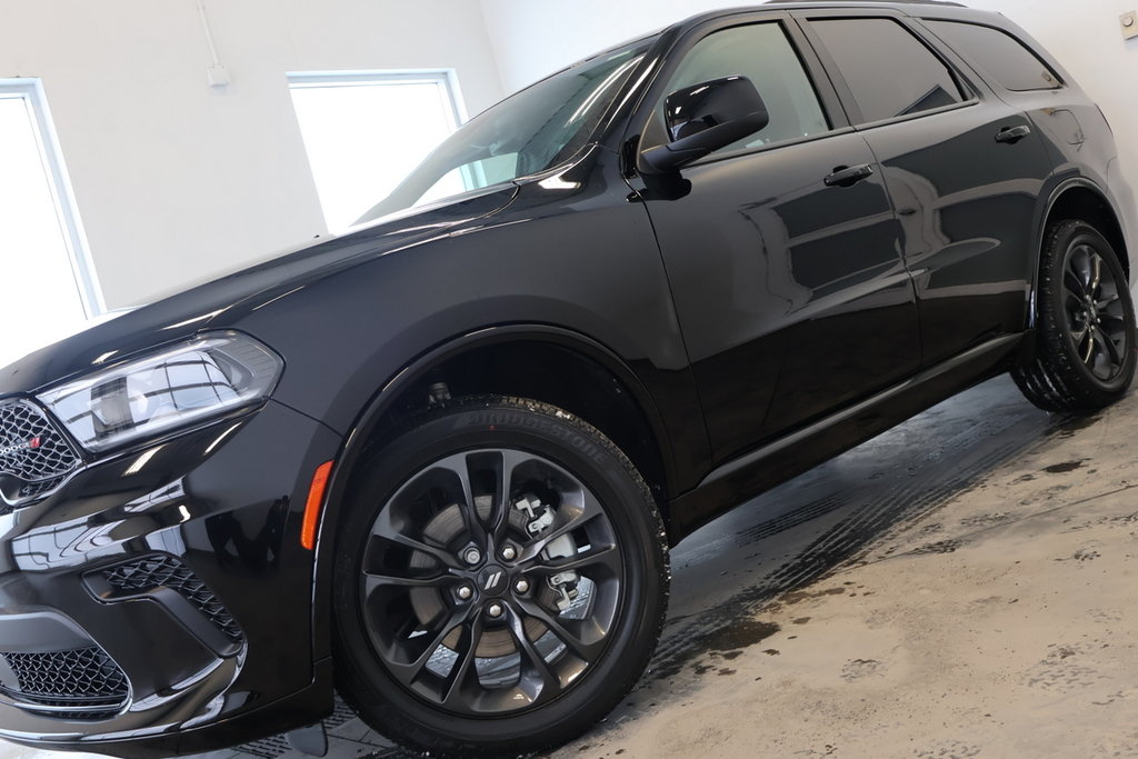 Dodge Durango SXT PLUS 2024 à Sherbrooke, Québec - 2 - w1024h768px