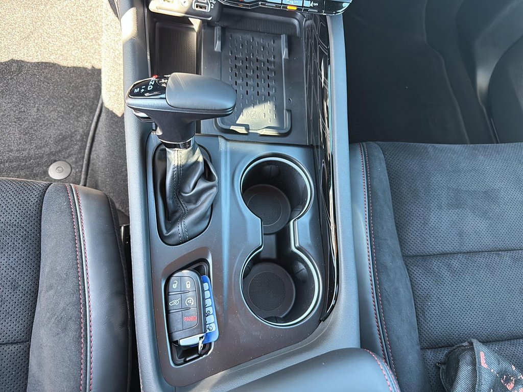 2026 Dodge Durango PLUS in Sherbrooke, Quebec - 14 - w1024h768px