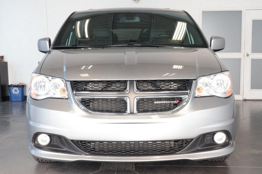 Grand Caravan SXT Premium Plus | GPS | DVD | CUIR | STOW N GO | 2020 à Sherbrooke, Québec - 3 - w1024h768px