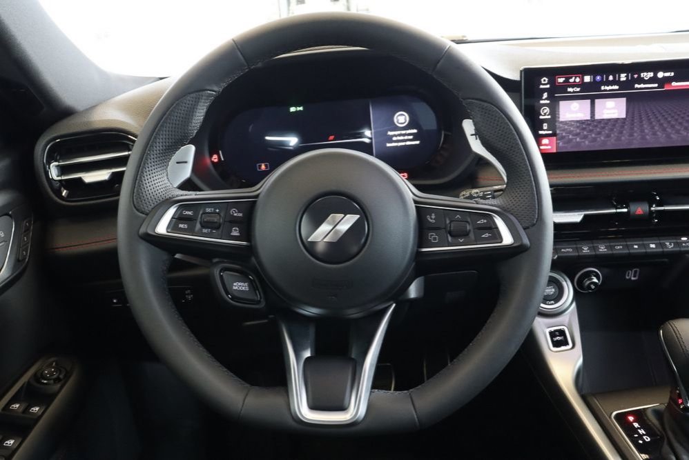 2024 Dodge Hornet PHEV R/T in St-Jean-Sur-Richelieu, Quebec - 11 - w1024h768px