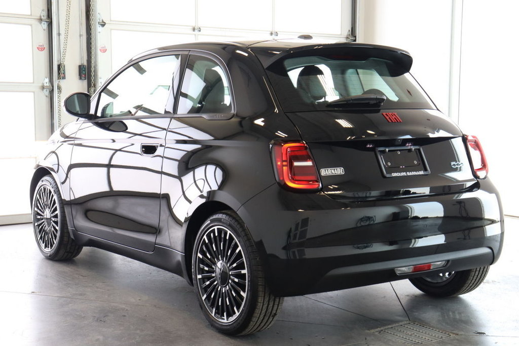 2024 Fiat 500e RED in Sherbrooke, Quebec - 7 - w1024h768px