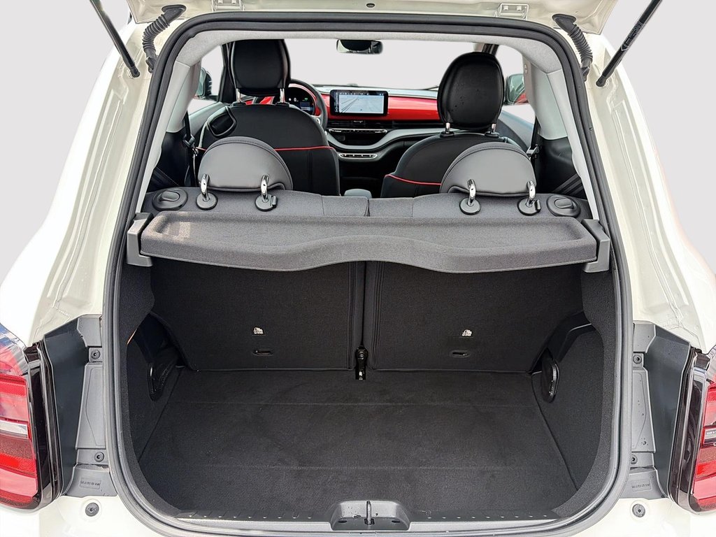 Fiat 500e 100% ELECTRIQUE 2025 à St-Jean-Sur-Richelieu, Québec - 6 - w1024h768px