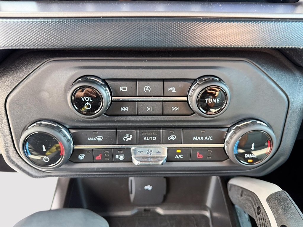 2022 Ford Bronco OuterBanks Luxe 4x4 Toit-Rigide in St-Jean-Sur-Richelieu, Quebec - 14 - w1024h768px