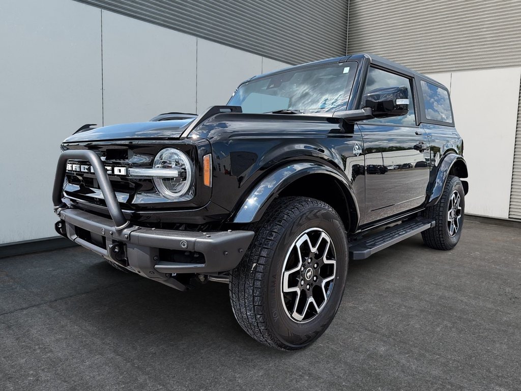 2022 Ford Bronco OuterBanks Luxe 4x4 Toit-Rigide in St-Jean-Sur-Richelieu, Quebec - 1 - w1024h768px