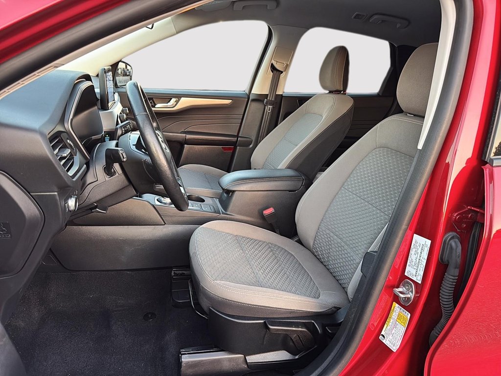 Ford Escape SE Hybrid AWD NAVIGATION 2021 à St-Jean-Sur-Richelieu, Québec - 9 - w1024h768px