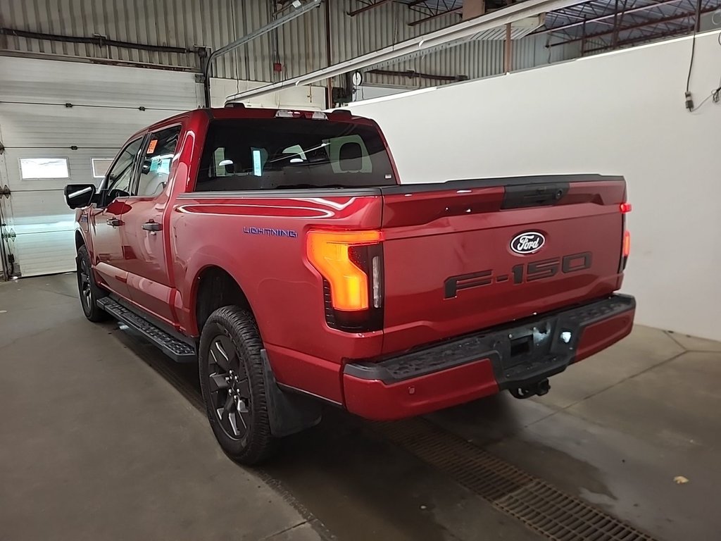 Ford F-150 Lightning XLT SuperCrew 4x4 Navigation 2024 à St-Jean-Sur-Richelieu, Québec - 3 - w1024h768px
