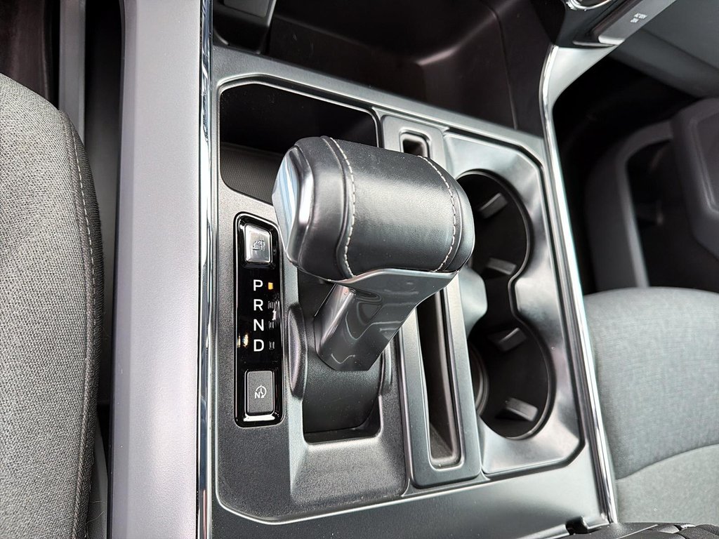 2024 Ford F-150 Lightning XLT SuperCrew 4x4 Navigation in St-Jean-Sur-Richelieu, Quebec - 15 - w1024h768px
