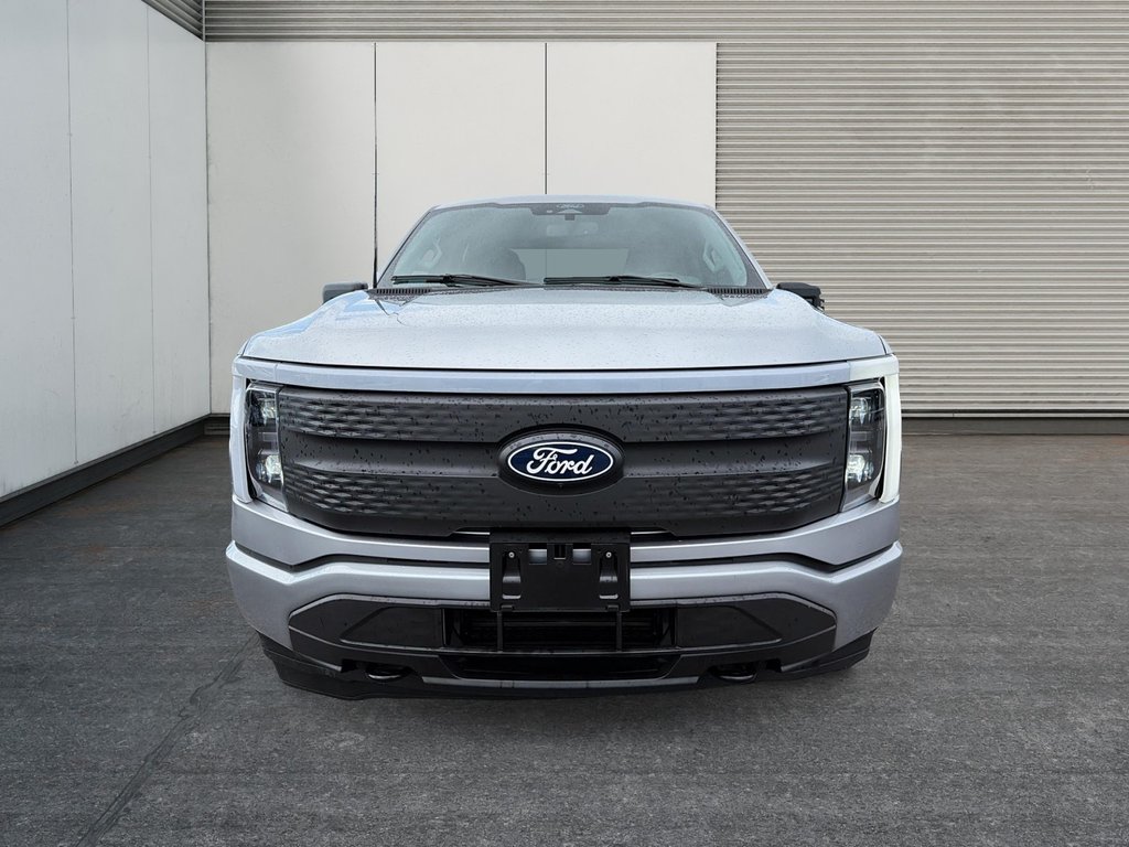 2024 Ford F-150 Lightning XLT SuperCrew 4x4 Navigation in St-Jean-Sur-Richelieu, Quebec - 2 - w1024h768px