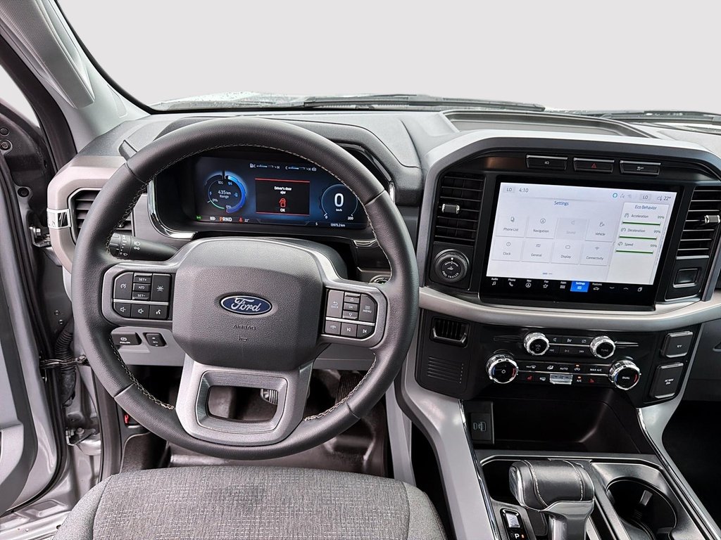 2024 Ford F-150 Lightning XLT SuperCrew 4x4 Navigation in St-Jean-Sur-Richelieu, Quebec - 10 - w1024h768px