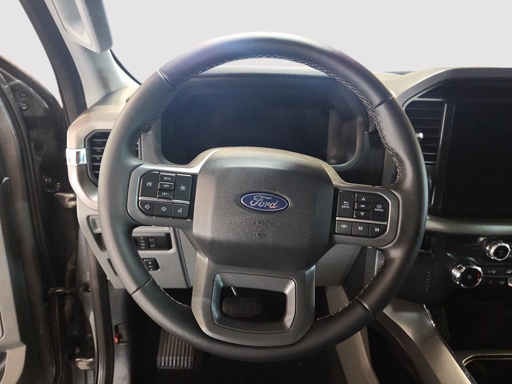Ford F-150 Lightning XLT SuperCrew 4x4 Navigation 2025 à St-Jean-Sur-Richelieu, Québec - 12 - w1024h768px
