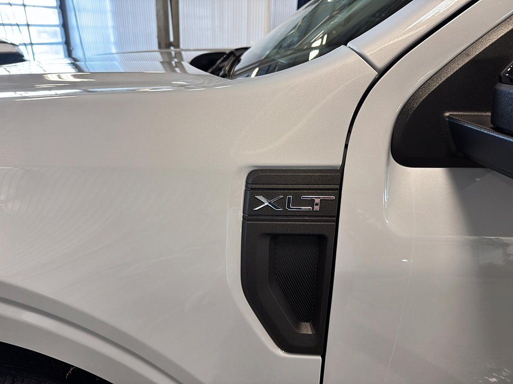 2025 Ford Maverick XLT SUPERCREW AWD in St-Jean-Sur-Richelieu, Quebec - 6 - w1024h768px