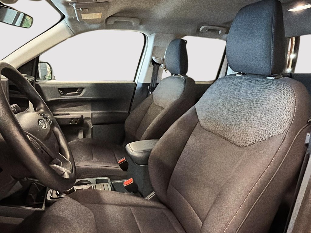 Ford Maverick XL 2.5L HYBRIDE AWD 2025 à St-Jean-Sur-Richelieu, Québec - 9 - w1024h768px