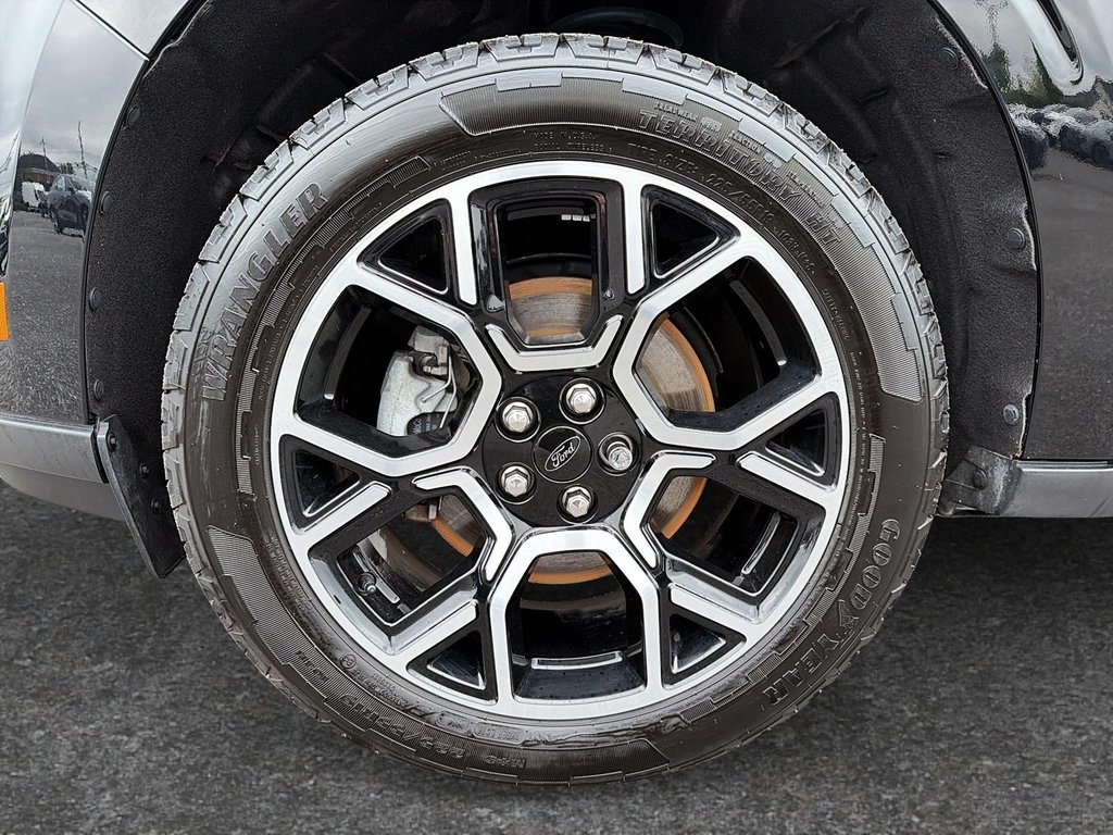 2025 Ford Maverick LARIAT AWD SUPERCREW in St-Jean-Sur-Richelieu, Quebec - 7 - w1024h768px