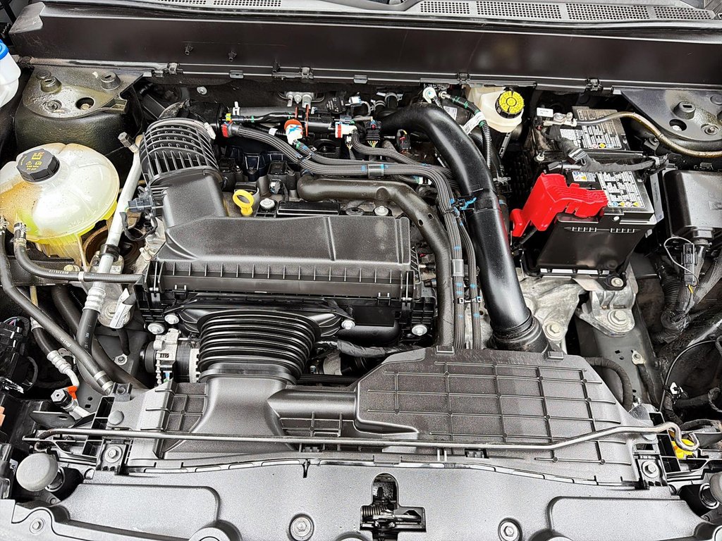 2025 Ford Maverick LARIAT AWD SUPERCREW in St-Jean-Sur-Richelieu, Quebec - 8 - w1024h768px