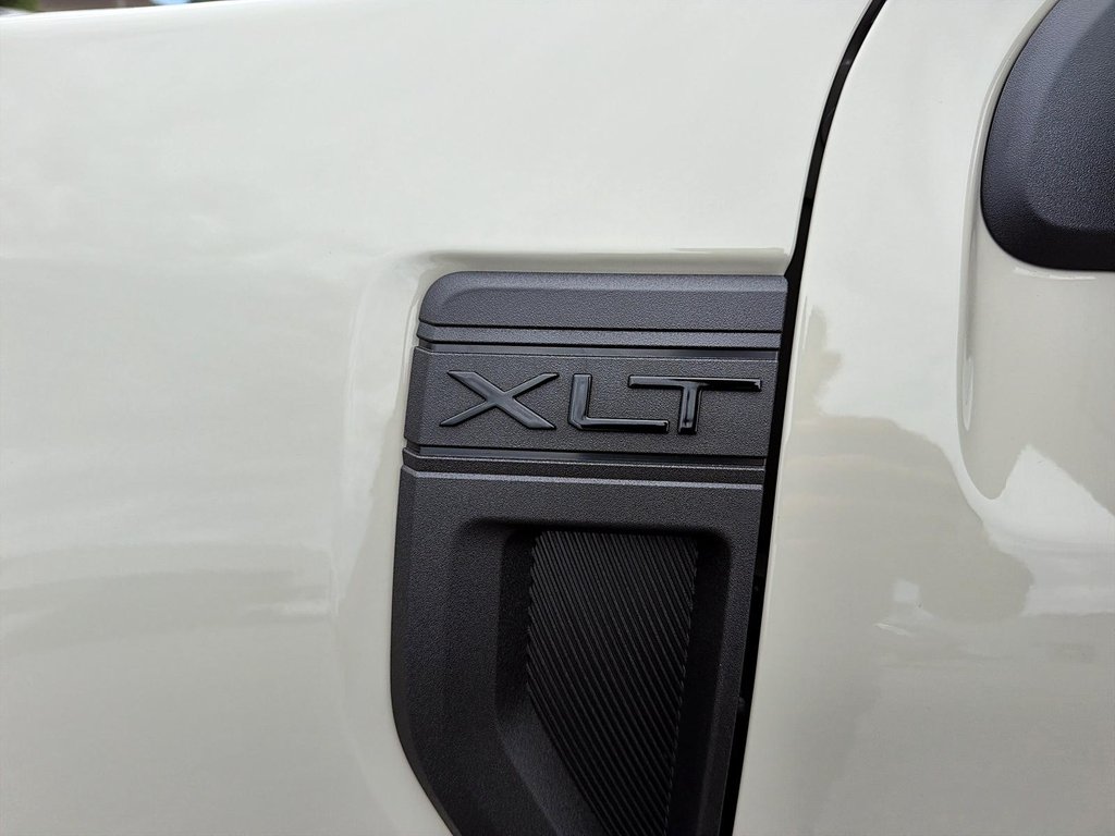 2025 Ford Maverick XLT 2.5L HYBRIDE AWD in St-Jean-Sur-Richelieu, Quebec - 6 - w1024h768px
