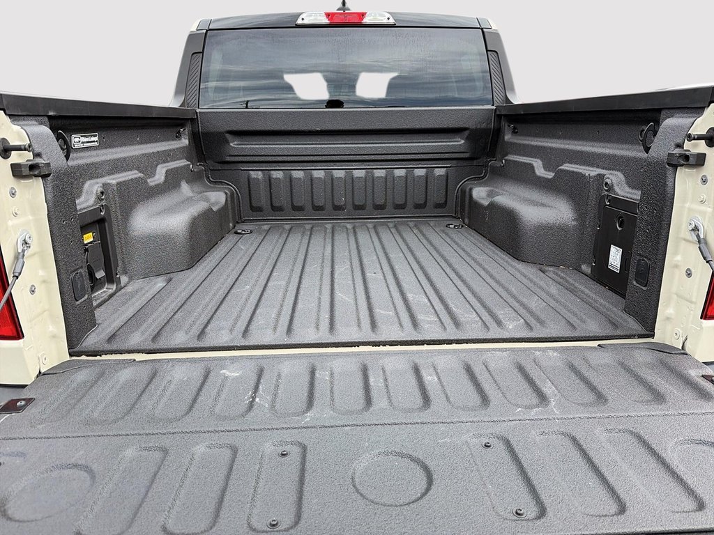 2025 Ford Maverick XLT 2.5L HYBRIDE AWD in St-Jean-Sur-Richelieu, Quebec - 16 - w1024h768px