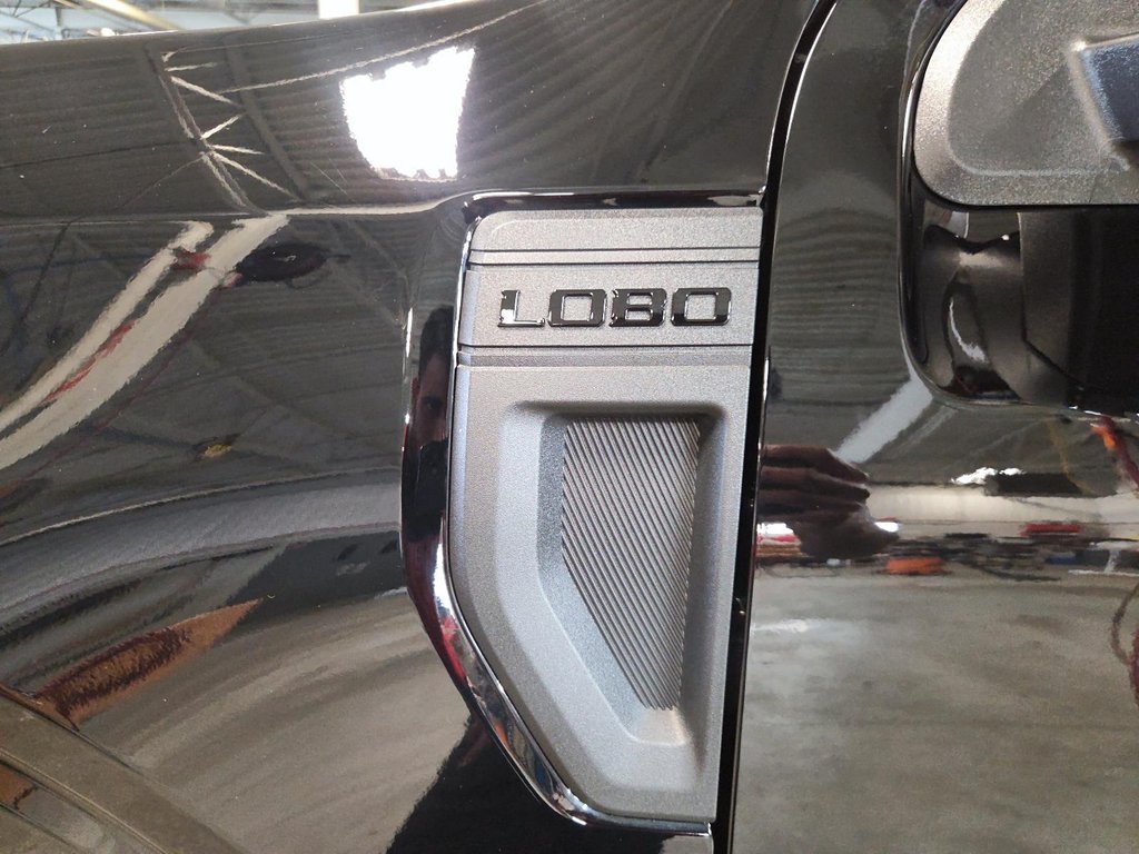 2025 Ford Maverick Lobo Premium AWD SUPERCREW in St-Jean-Sur-Richelieu, Quebec - 6 - w1024h768px