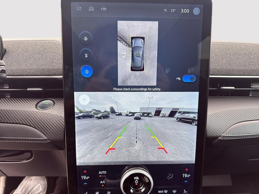 Ford Mustang Mach-E PREMIUM AWD 2023 à St-Jean-Sur-Richelieu, Québec - 17 - w1024h768px