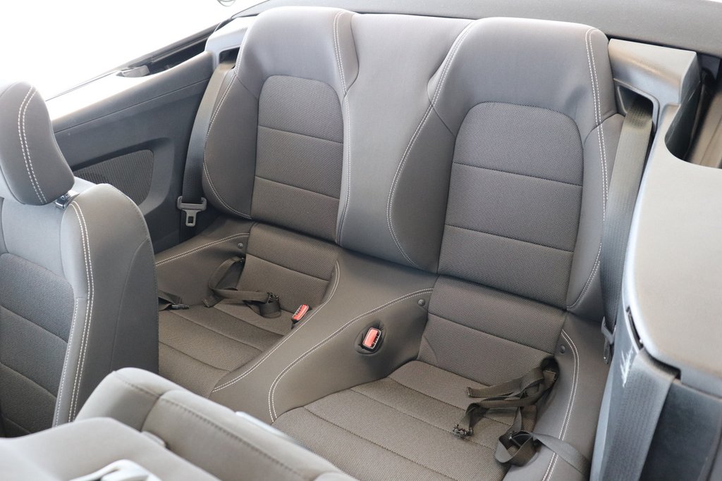 Ford Mustang V6 CONVERTIBLE | AUTOMATIQUE| 2017 à St-Jean-Sur-Richelieu, Québec - 14 - w1024h768px