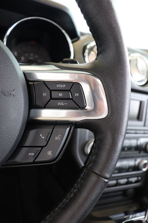 Ford Mustang V6 CONVERTIBLE | AUTOMATIQUE| 2017 à St-Jean-Sur-Richelieu, Québec - 8 - w1024h768px