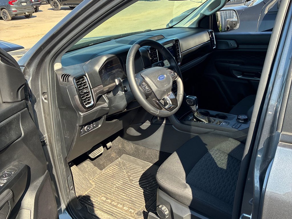 Ford Ranger XLT FX4 2.7L V6 SUPERCREW 4X4 2025 à St-Jean-Sur-Richelieu, Québec - 4 - w1024h768px