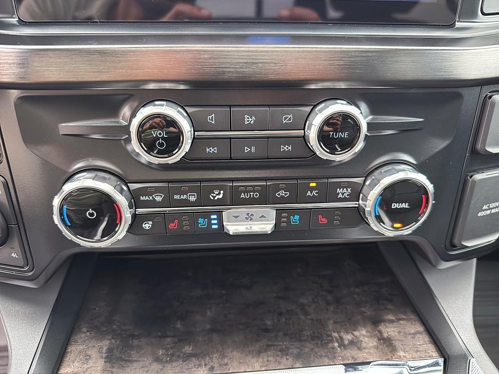 2024 Ford Super Duty F-250 SRW LARIAT TREMOR 7.3L V8 4X4 in St-Jean-Sur-Richelieu, Quebec - 14 - w1024h768px