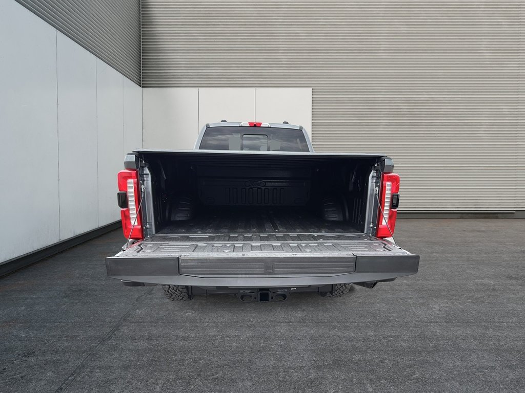 2024 Ford Super Duty F-250 SRW LARIAT TREMOR 7.3L V8 4X4 in St-Jean-Sur-Richelieu, Quebec - 17 - w1024h768px