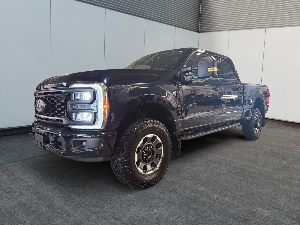 2024 Ford Super Duty F-250 SRW XLT PREMIUM + TREMOR OFF-ROAD PACKAGE in St-Jean-Sur-Richelieu, Quebec - 1 - w1024h768px