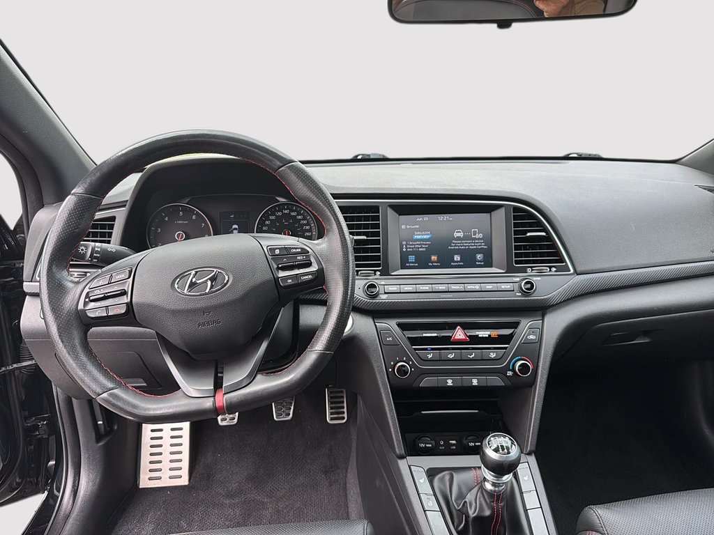 Hyundai Elantra Sport 2018 à St-Jean-Sur-Richelieu, Québec - 10 - w1024h768px