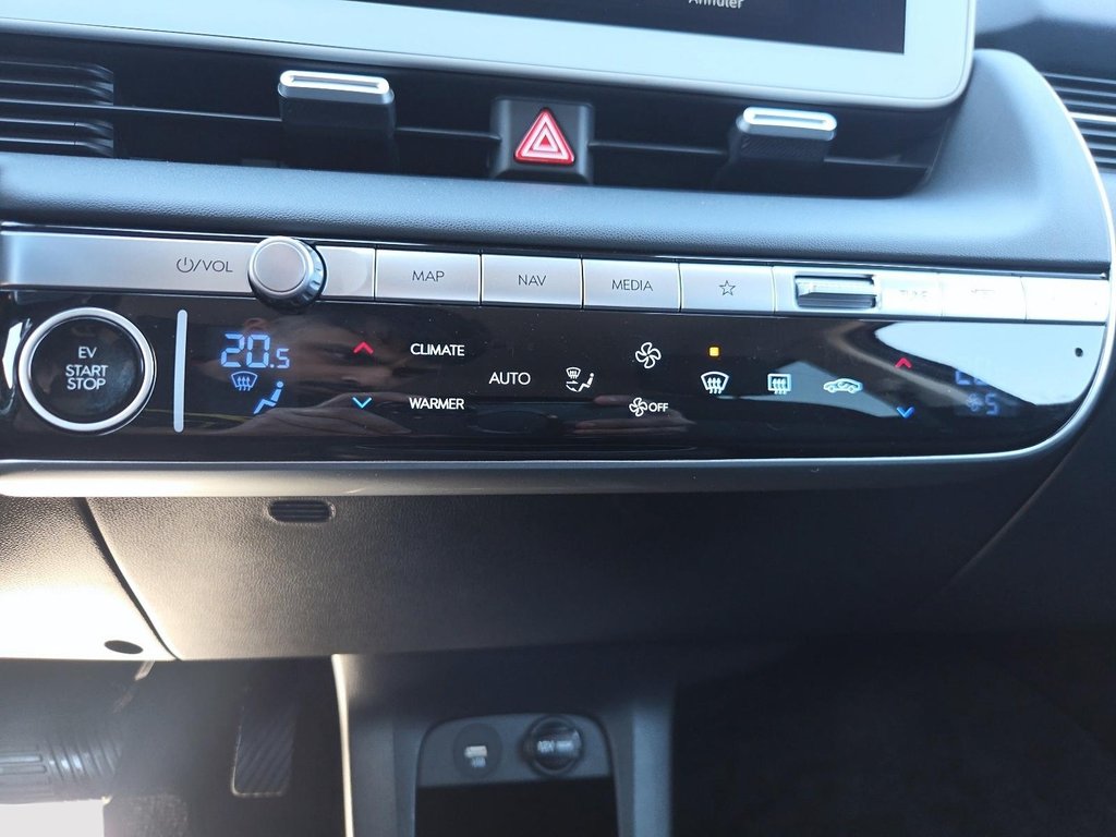 2022 Hyundai IONIQ 5 Preferred LongRange AWD in St-Jean-Sur-Richelieu, Quebec - 14 - w1024h768px