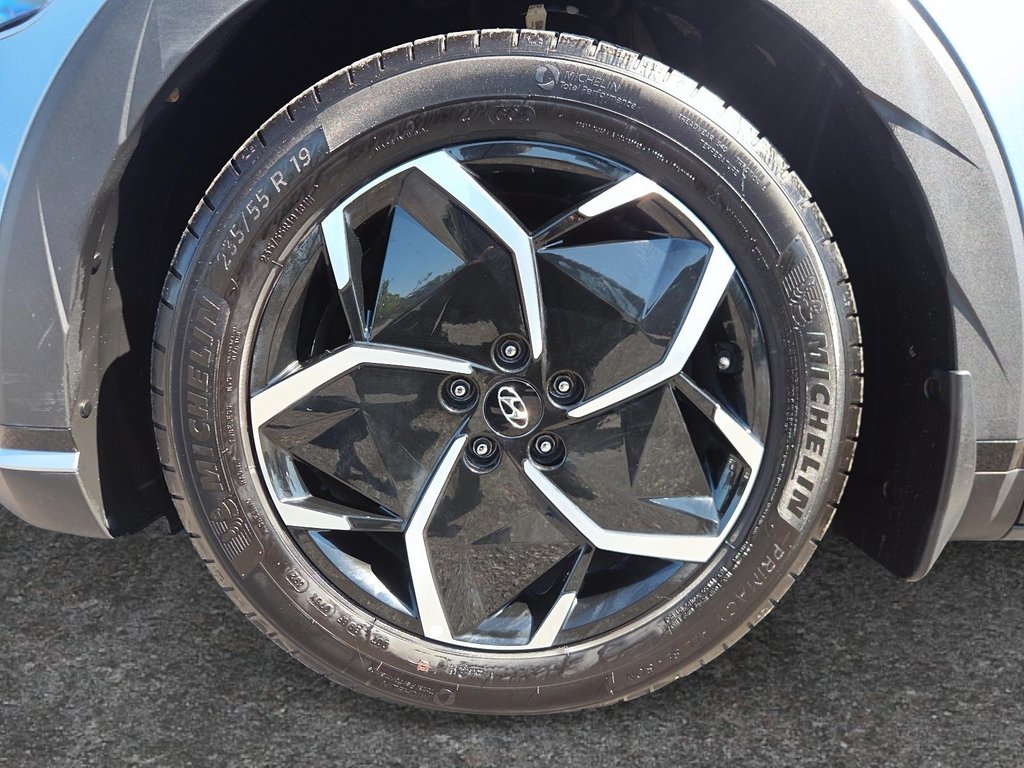 2022 Hyundai IONIQ 5 Preferred LongRange AWD in St-Jean-Sur-Richelieu, Quebec - 7 - w1024h768px
