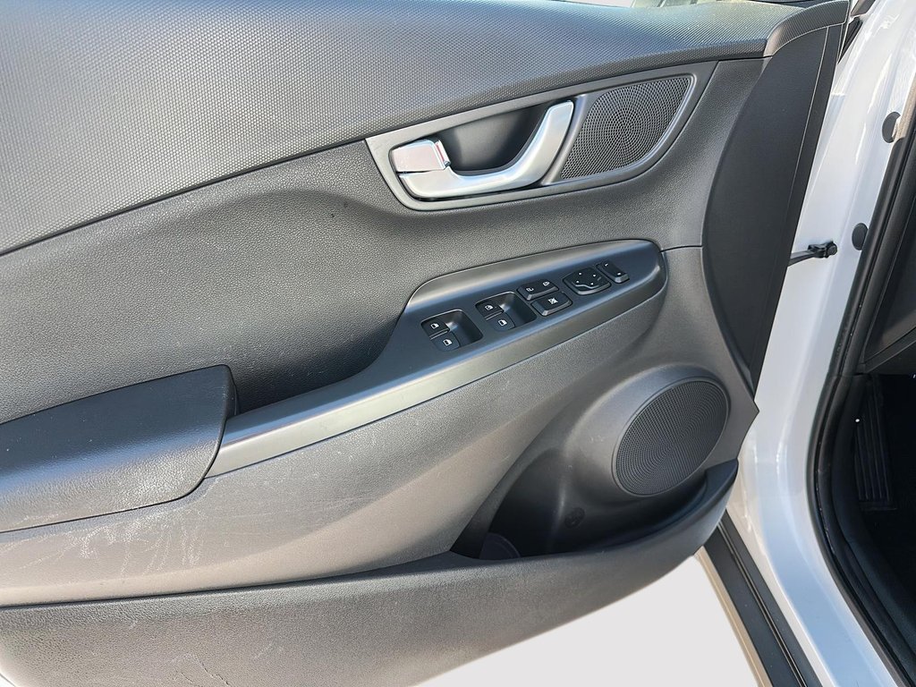 Hyundai Kona Electric Preferred 2023 à St-Jean-Sur-Richelieu, Québec - 11 - w1024h768px