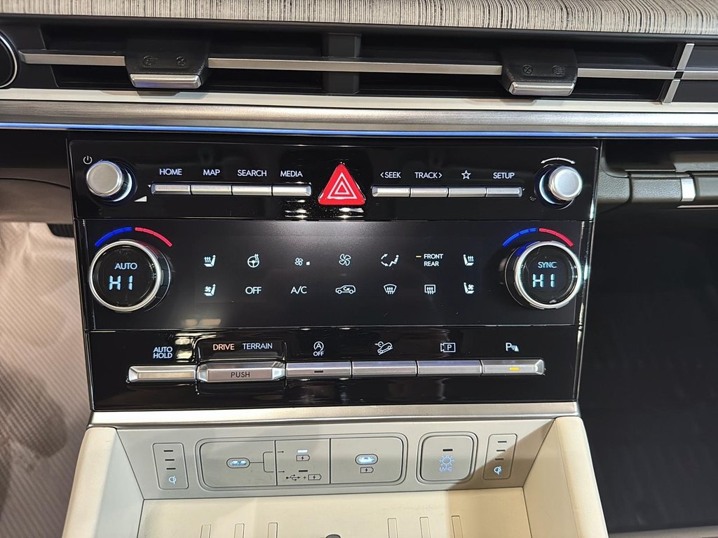 2025 Hyundai Santa Fe Ultimate Calligraphy in St-Jean-Sur-Richelieu, Quebec - 14 - w1024h768px