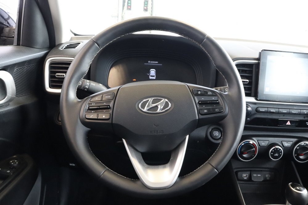 Hyundai Venue Preferred Automatique 2023 à St-Jean-Sur-Richelieu, Québec - 11 - w1024h768px