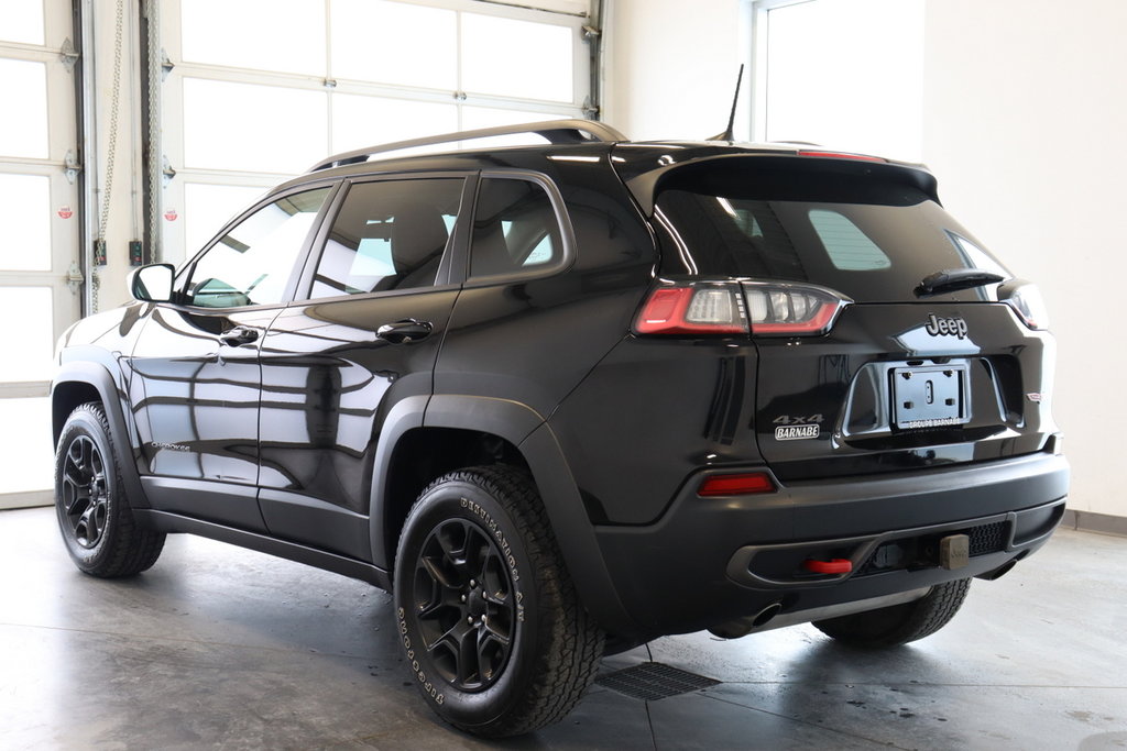 2020  Cherokee Trailhawk 3.2L V6 4X4 in St-Jean-Sur-Richelieu, Quebec - 4 - w1024h768px