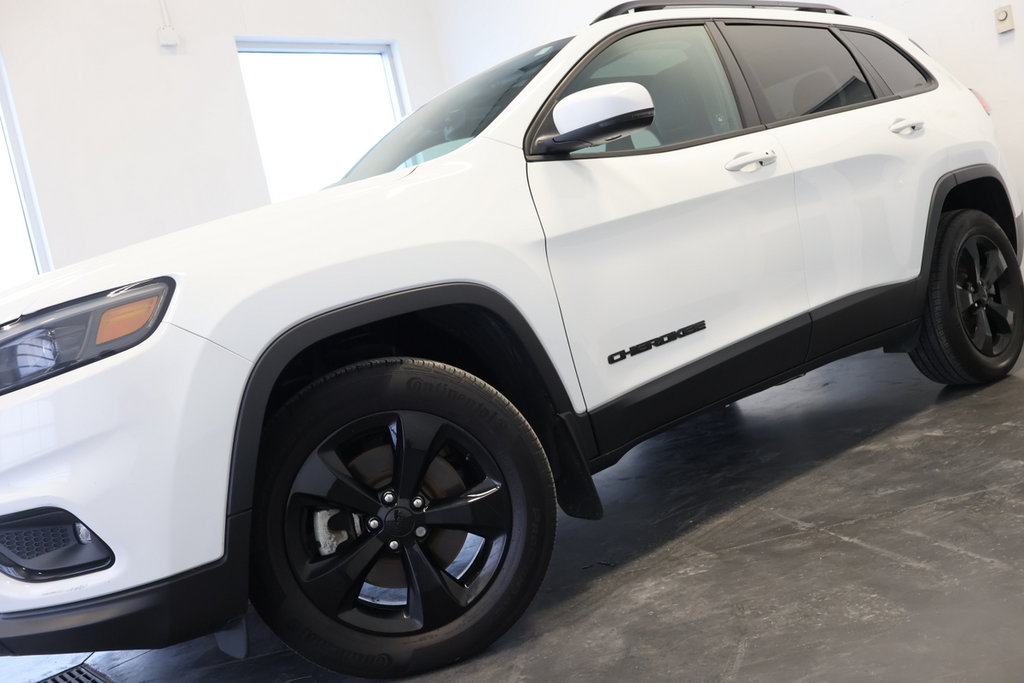 Jeep Cherokee Altitude Luxe 3.2L V6 4x4 Toit-Panoramique 2021 à St-Jean-Sur-Richelieu, Québec - 2 - w1024h768px