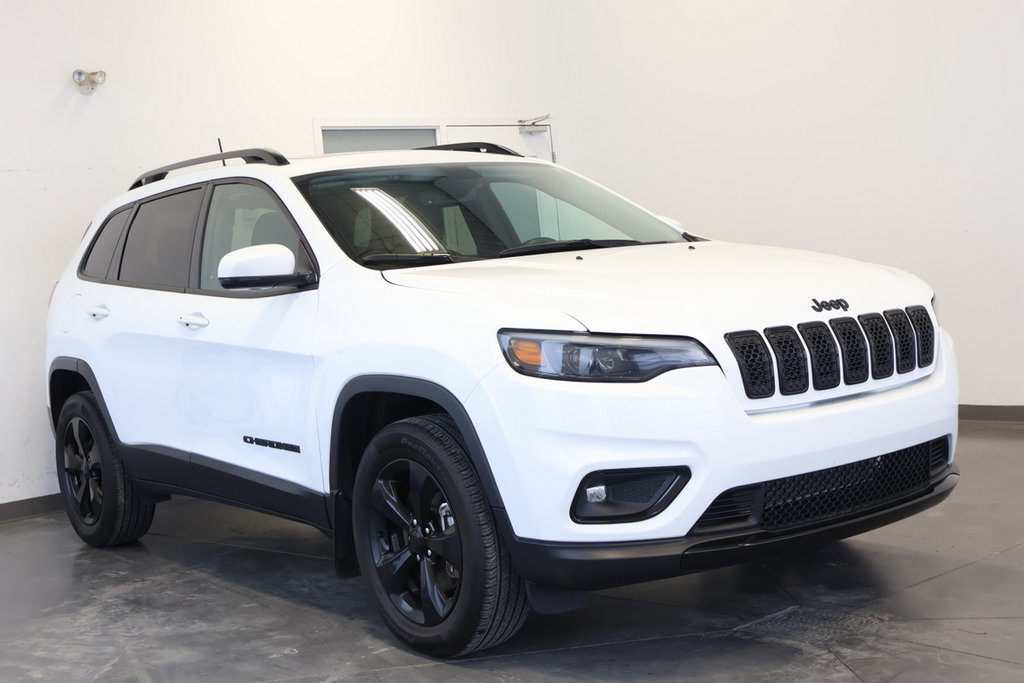 Jeep Cherokee Altitude Luxe 3.2L V6 4x4 Toit-Panoramique 2021 à St-Jean-Sur-Richelieu, Québec - 4 - w1024h768px