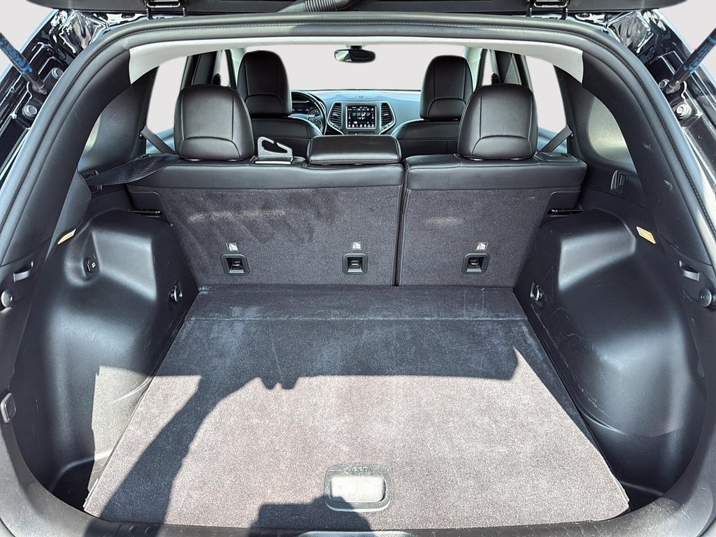 Jeep Cherokee Trailhawk 2021 à St-Jean-Sur-Richelieu, Québec - 6 - w1024h768px