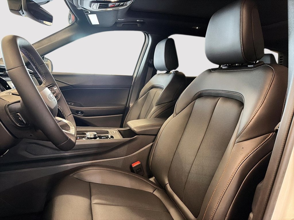 2026 Jeep Cherokee LIMITED in St-Jean-Sur-Richelieu, Quebec - 9 - w1024h768px