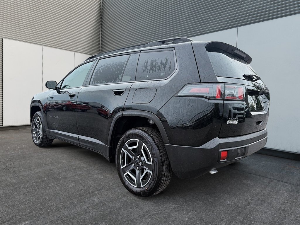 2026 Jeep Cherokee LAREDO in Sherbrooke, Quebec - 4 - w1024h768px