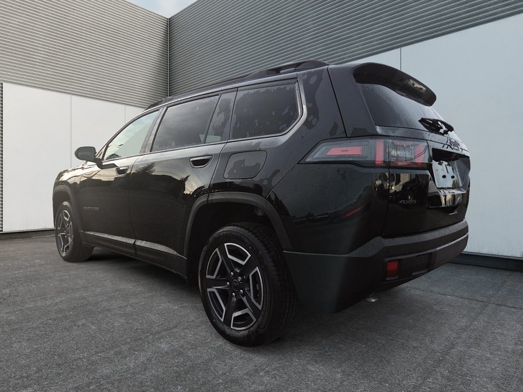 Jeep Cherokee LAREDO 2026 à St-Jean-Sur-Richelieu, Québec - 4 - w1024h768px