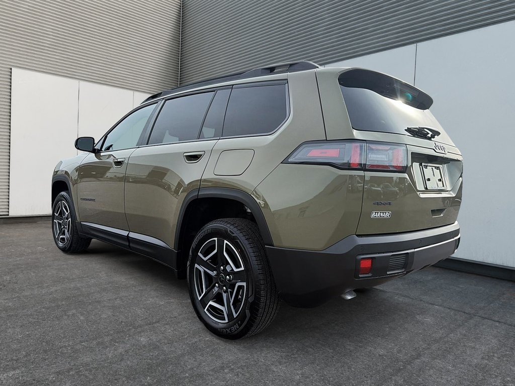 2026 Jeep Cherokee LAREDO in St-Jean-Sur-Richelieu, Quebec - 4 - w1024h768px