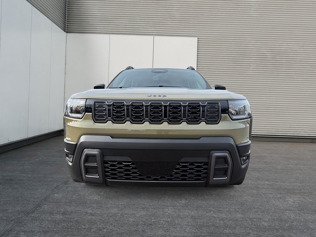 2026 Jeep Cherokee LAREDO in St-Jean-Sur-Richelieu, Quebec - 2 - w1024h768px