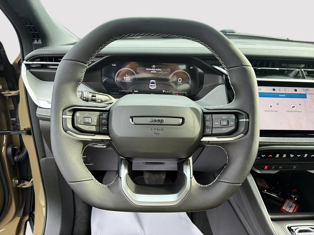 2026 Jeep Cherokee LAREDO in St-Jean-Sur-Richelieu, Quebec - 11 - w1024h768px