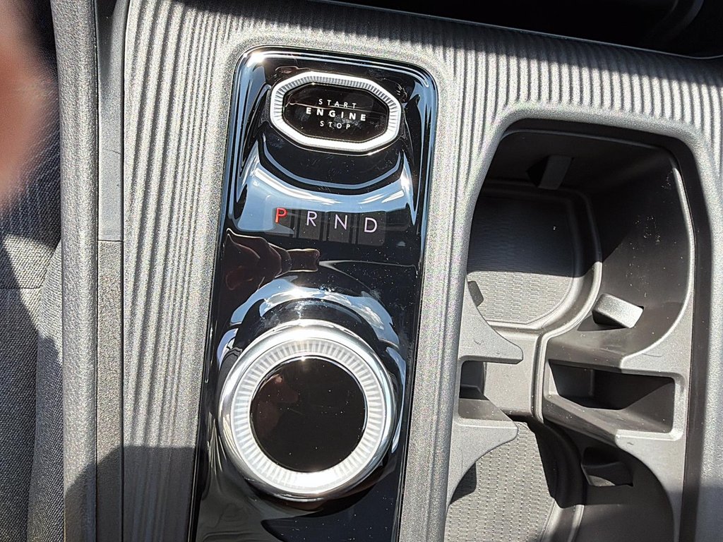 2026 Jeep Cherokee LAREDO in Sherbrooke, Quebec - 14 - w1024h768px