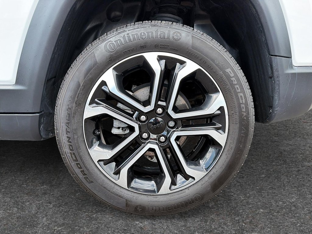 2023 Jeep Compass LIMITED 4X4 in St-Jean-Sur-Richelieu, Quebec - 7 - w1024h768px