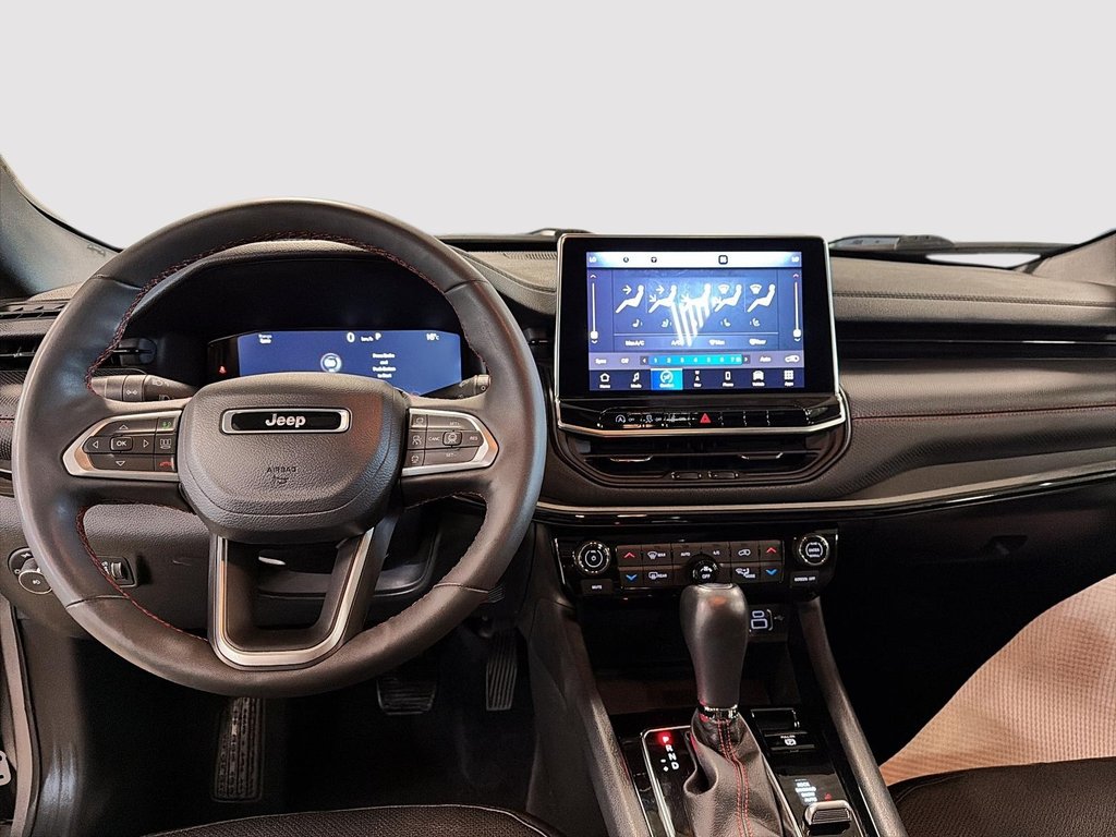 2023 Jeep Compass Trailhawk Elite in St-Jean-Sur-Richelieu, Quebec - 10 - w1024h768px
