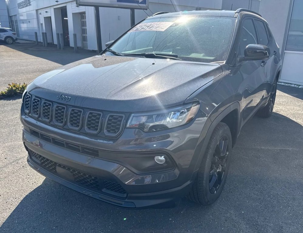 Jeep Compass Altitude Luxe 4X4 Navigation 2024 à St-Jean-Sur-Richelieu, Québec - 1 - w1024h768px
