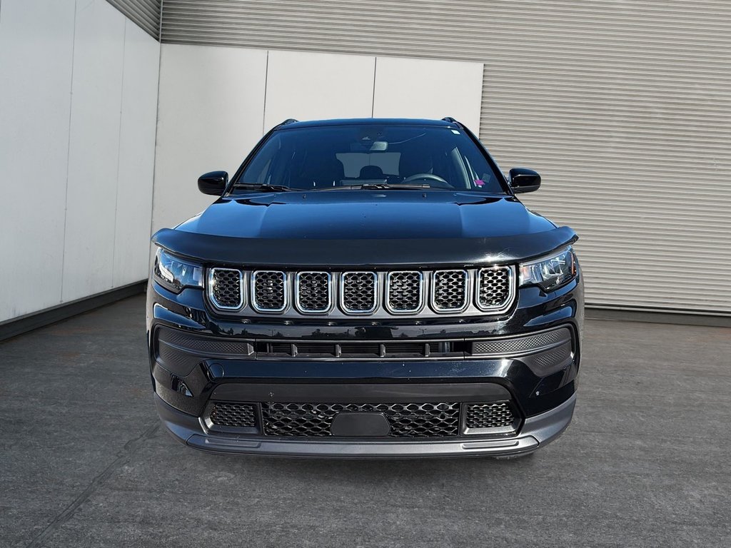 Jeep Compass Sport 4X4 2024 à St-Jean-Sur-Richelieu, Québec - 2 - w1024h768px