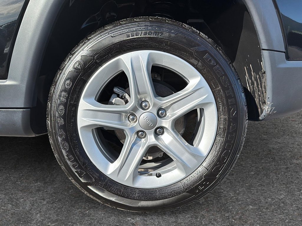 Jeep Compass Sport 4X4 2024 à St-Jean-Sur-Richelieu, Québec - 7 - w1024h768px